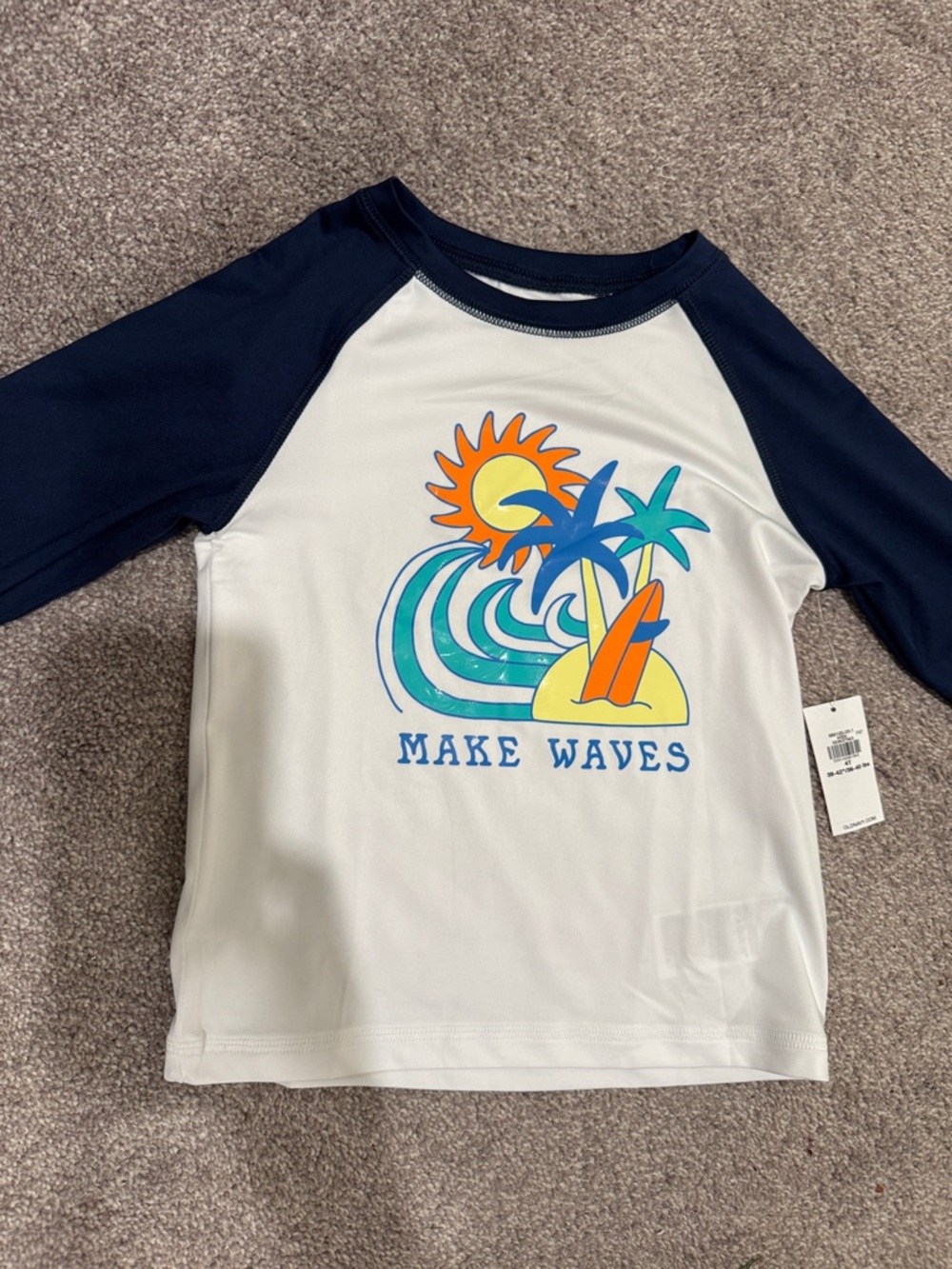 Long sleeve rashguard swim top